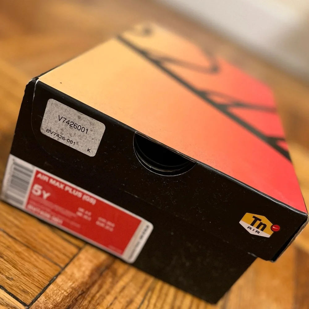 Nike Air Max Plus (GS) - Size 5 - Sunset. - Picture 4 of 4
